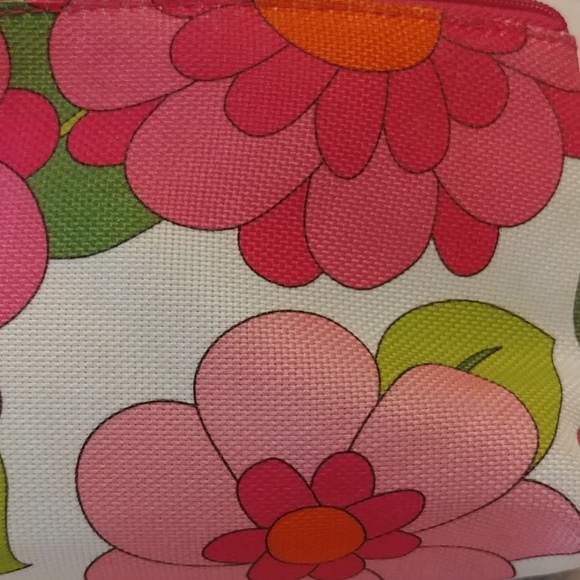 Clinique Floral Cosmetic Bag - Picture 6 of 8